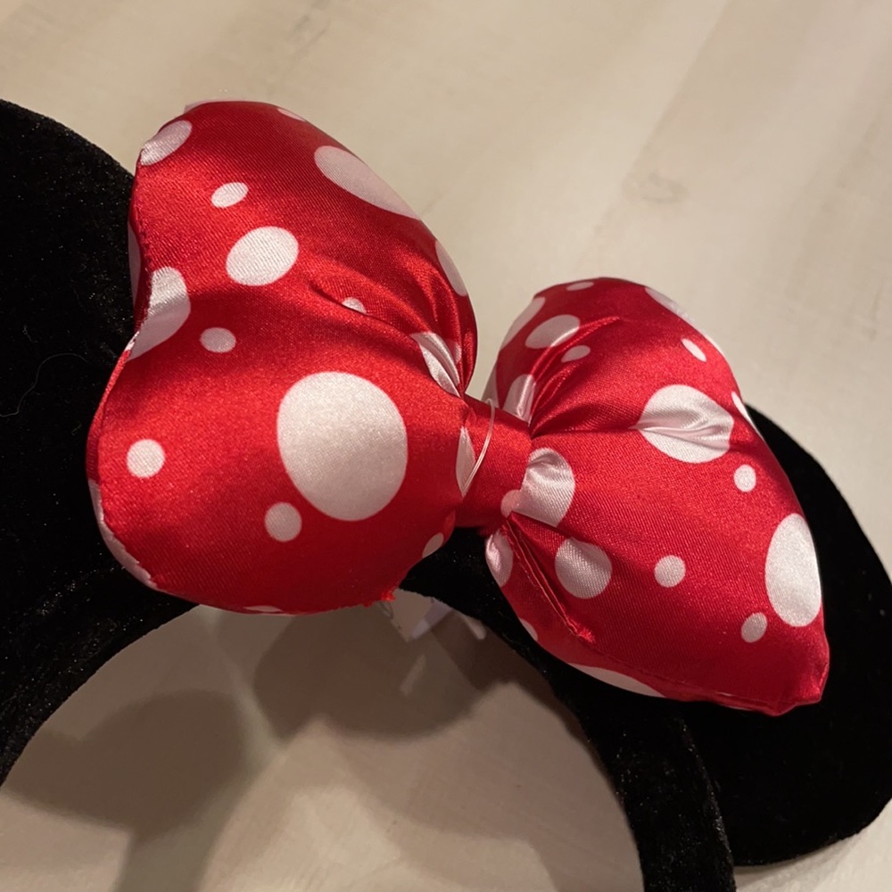 Disney Ears Minnie Mouse Headband Polka Dot Bow - Picture 4 of 4